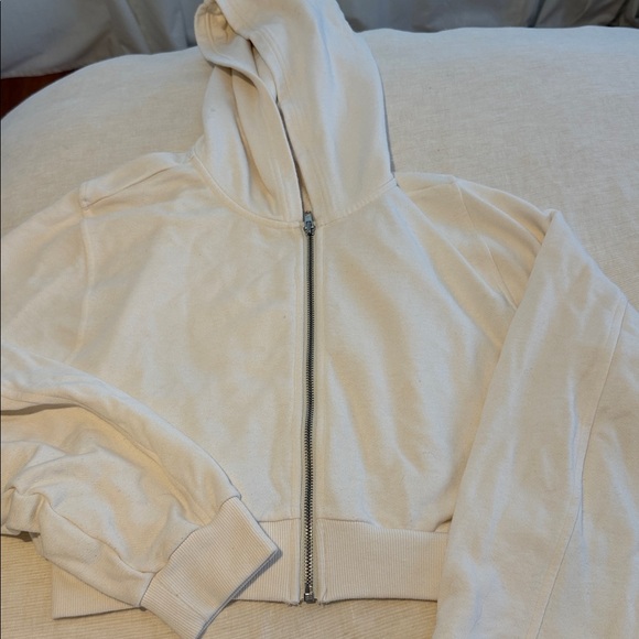 Alo sweet escape zip up cropped hoodie - Picture 5 of 5